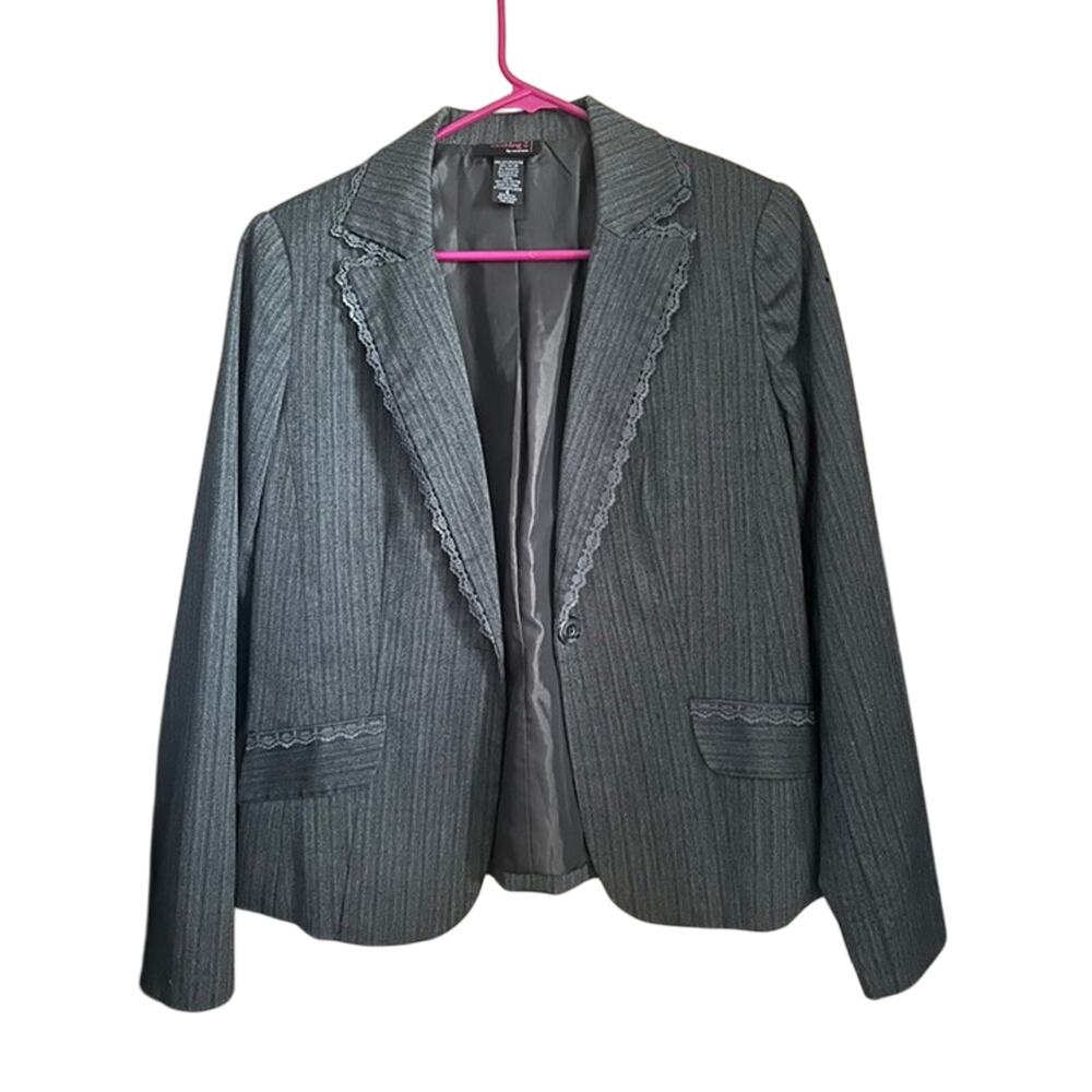 Notations Women's Gray Pinstripe Blazer Size 8